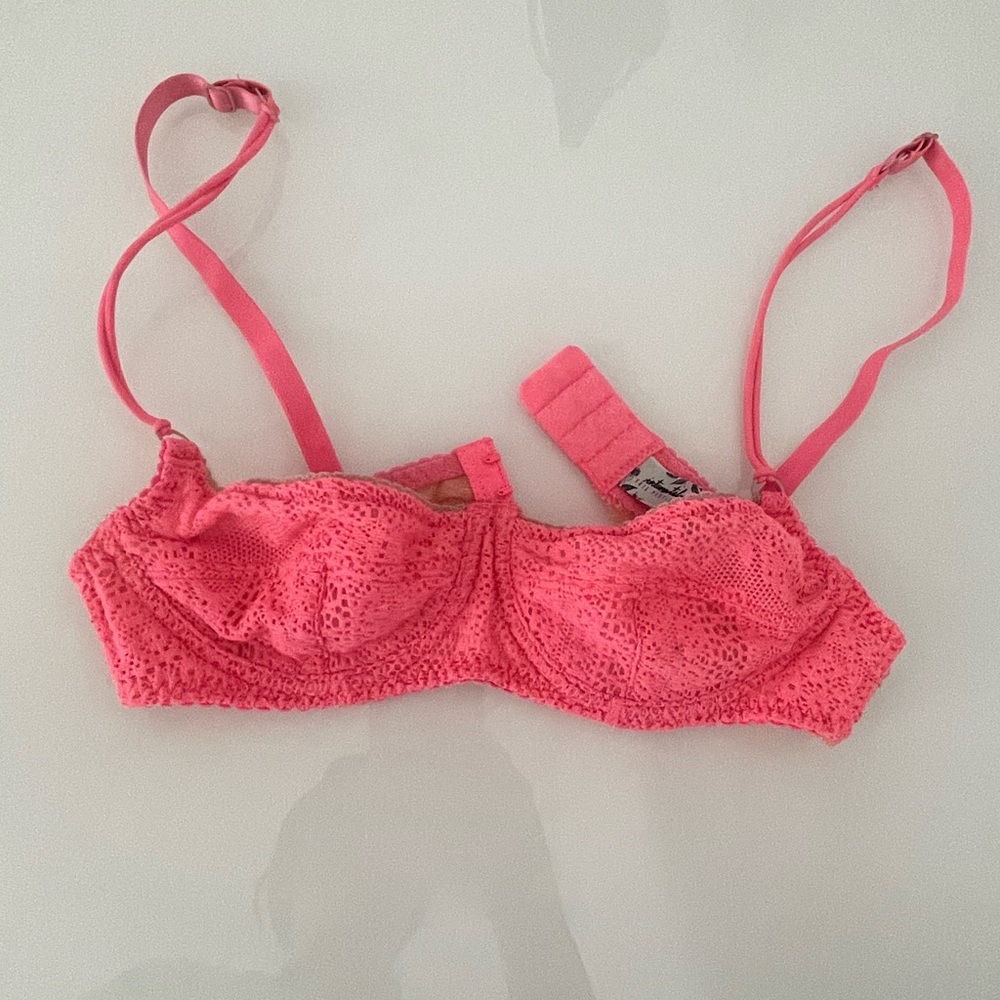 Intimately Free People pink lace bra 32a XS